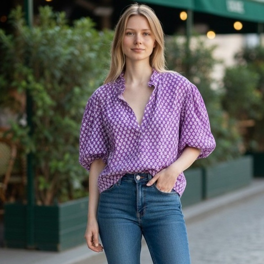 Xirena Blouse Womens Medium Purple Geometric Print Ruffle Neck Cotton Top